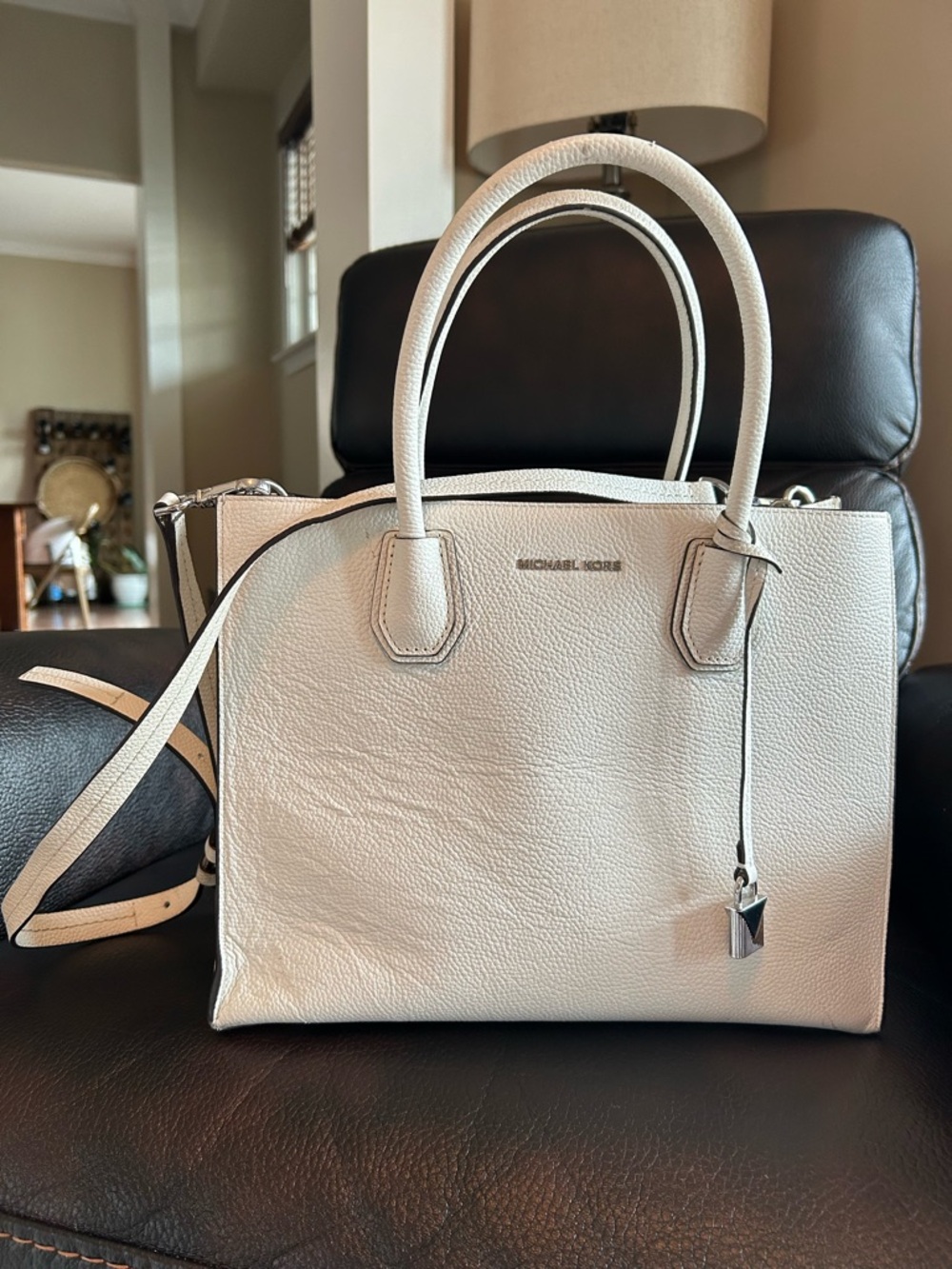 Michael Kors Optic White Lg Conv tote NWT